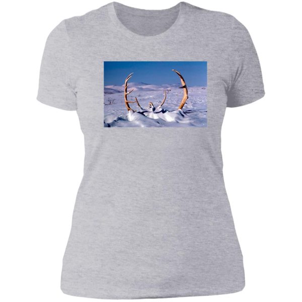 caribou antlers in the snow lady t-shirt