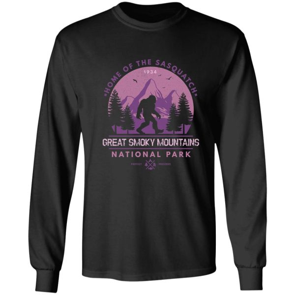 great smoky mountains national park home of the sasquatch long sleeve