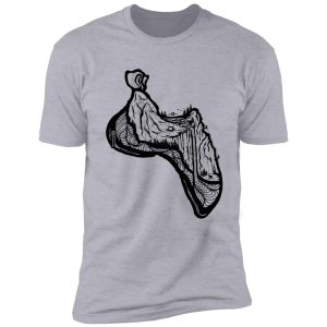 mountain of climbing shoe | rock climbing | bouldering shirt