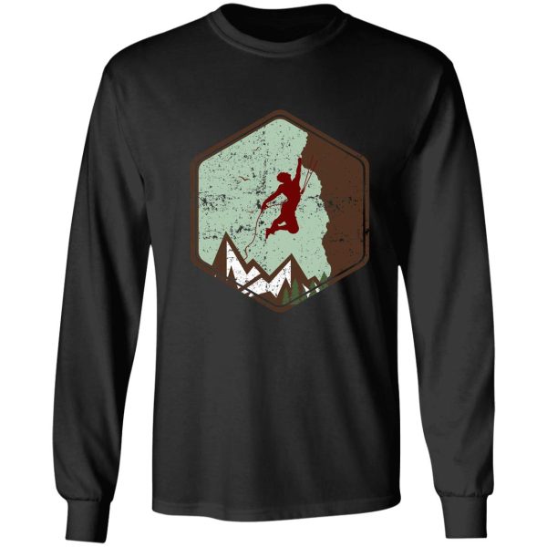 vintage rock climbing badge logo long sleeve